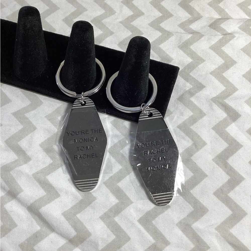 Friends Keychain (Rachel and Monica)